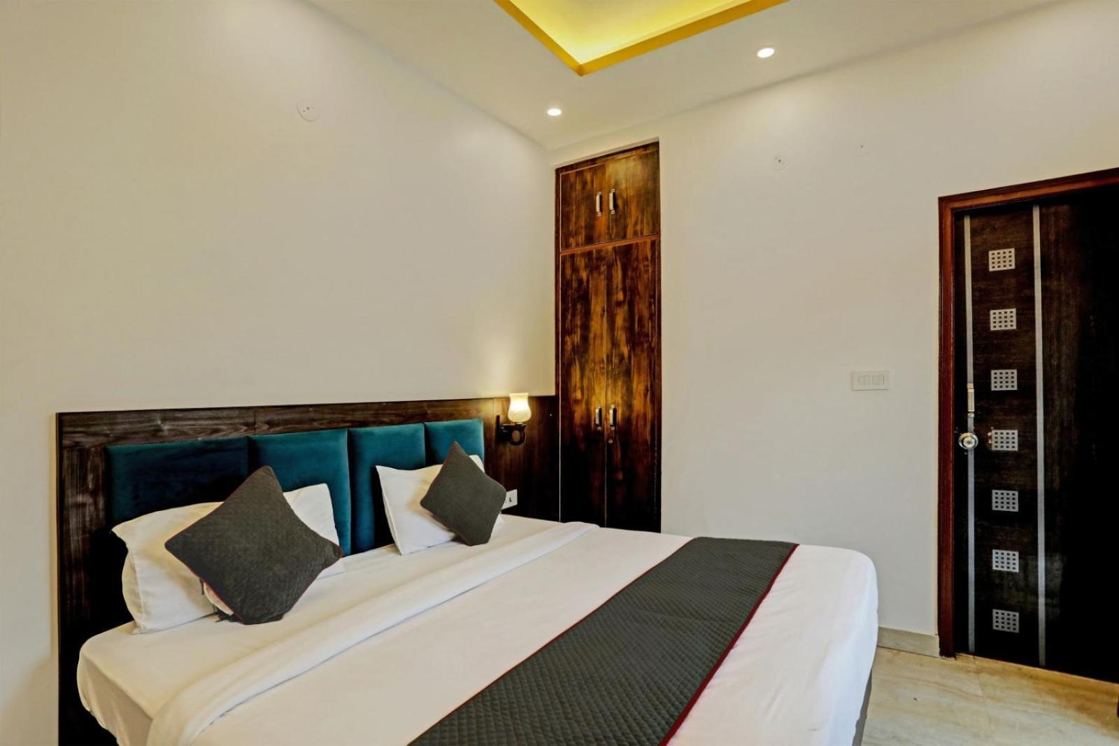 Hotel Golden Prime King นิวเดลี ภายนอก รูปภาพ