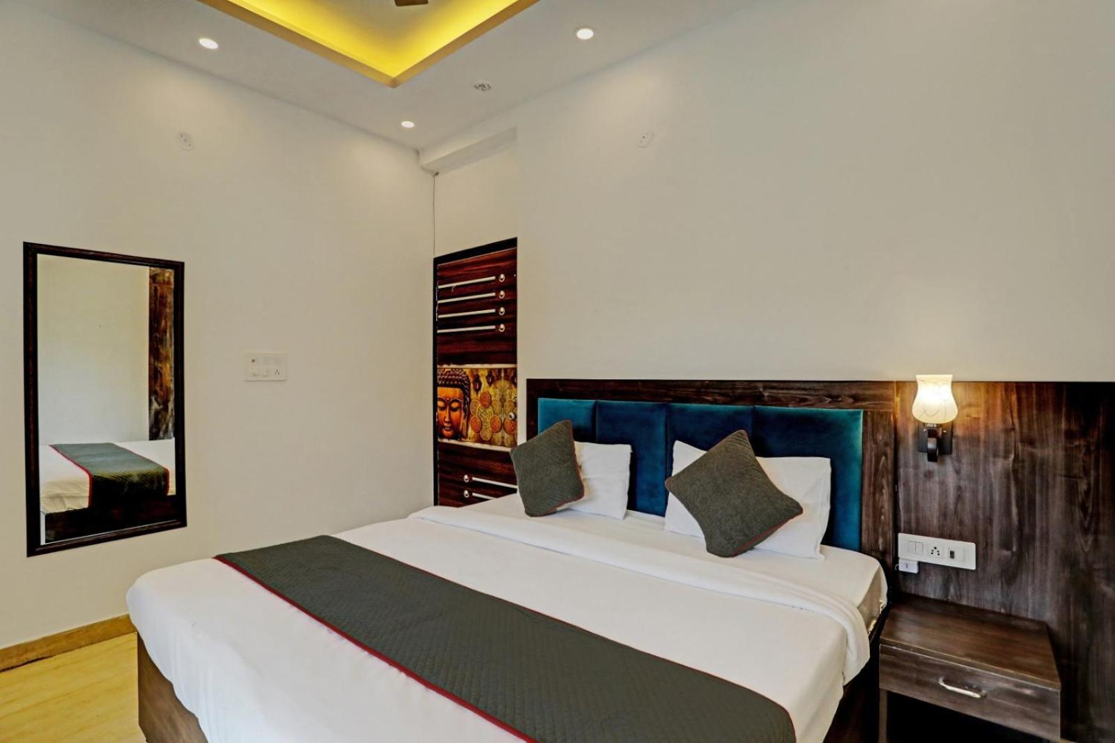Hotel Golden Prime King นิวเดลี ภายนอก รูปภาพ